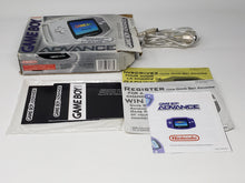 Load image into Gallery viewer, Platinum Limited Edition Gameboy Advance System [box] - Nintendo Gameboy Advance | GBA

