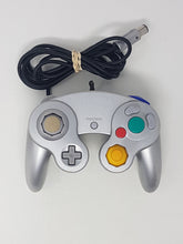 Charger l&#39;image dans la galerie, Manette Platine Officielle - Nintendo Gamecube
