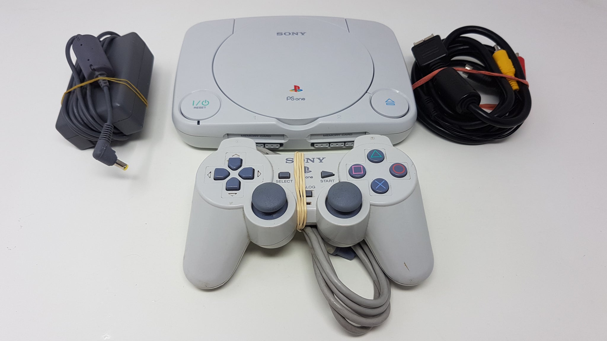 Playstation Slim System [Console] - Sony Playstation 1