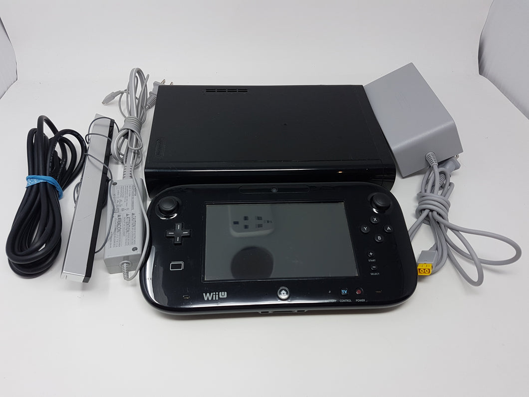 Wii U Console Deluxe Black 32g [Console] - Nintendo Wii U